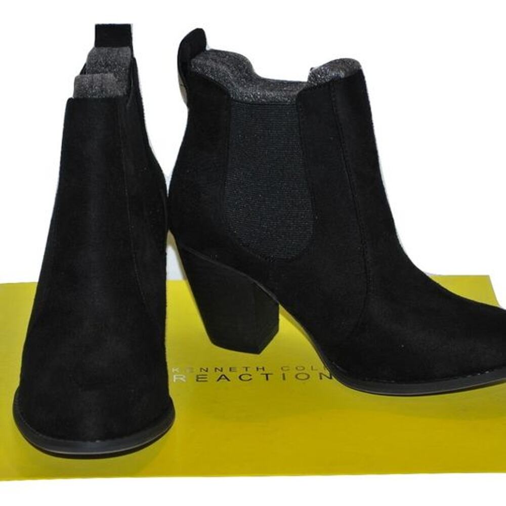 **  CLEARANCE **  NIB 6 M Black Ankle Boots - Kenneth Cole